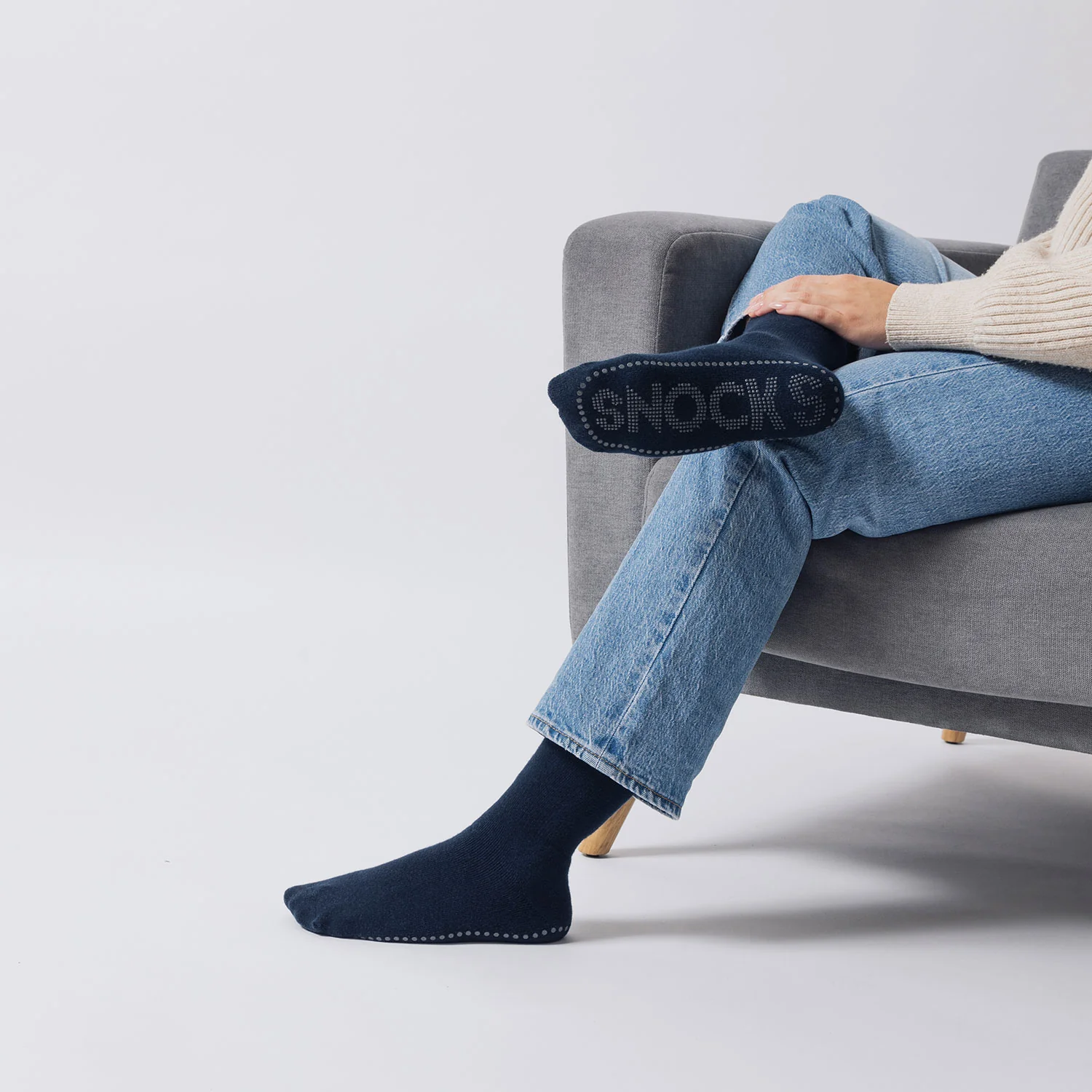 Anti-Rutsch Socken | Grau (SNOCKS) - Image 4