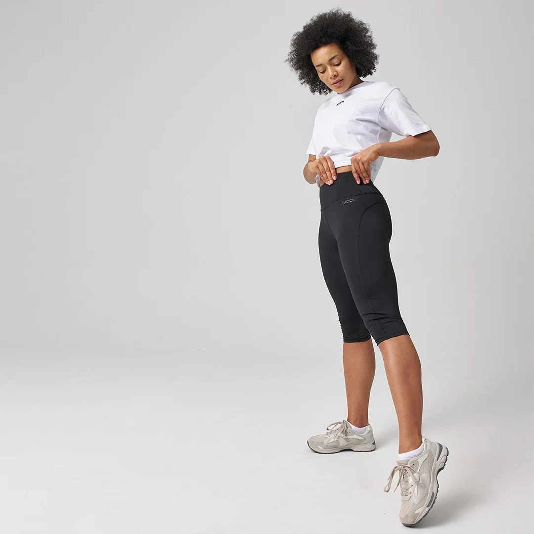 Capri Leggings | Schwarz - Image 2
