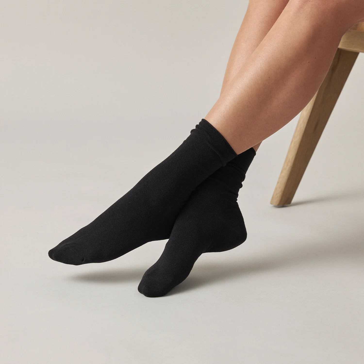 Klassische Damen Socken | Schwarz - Image 5