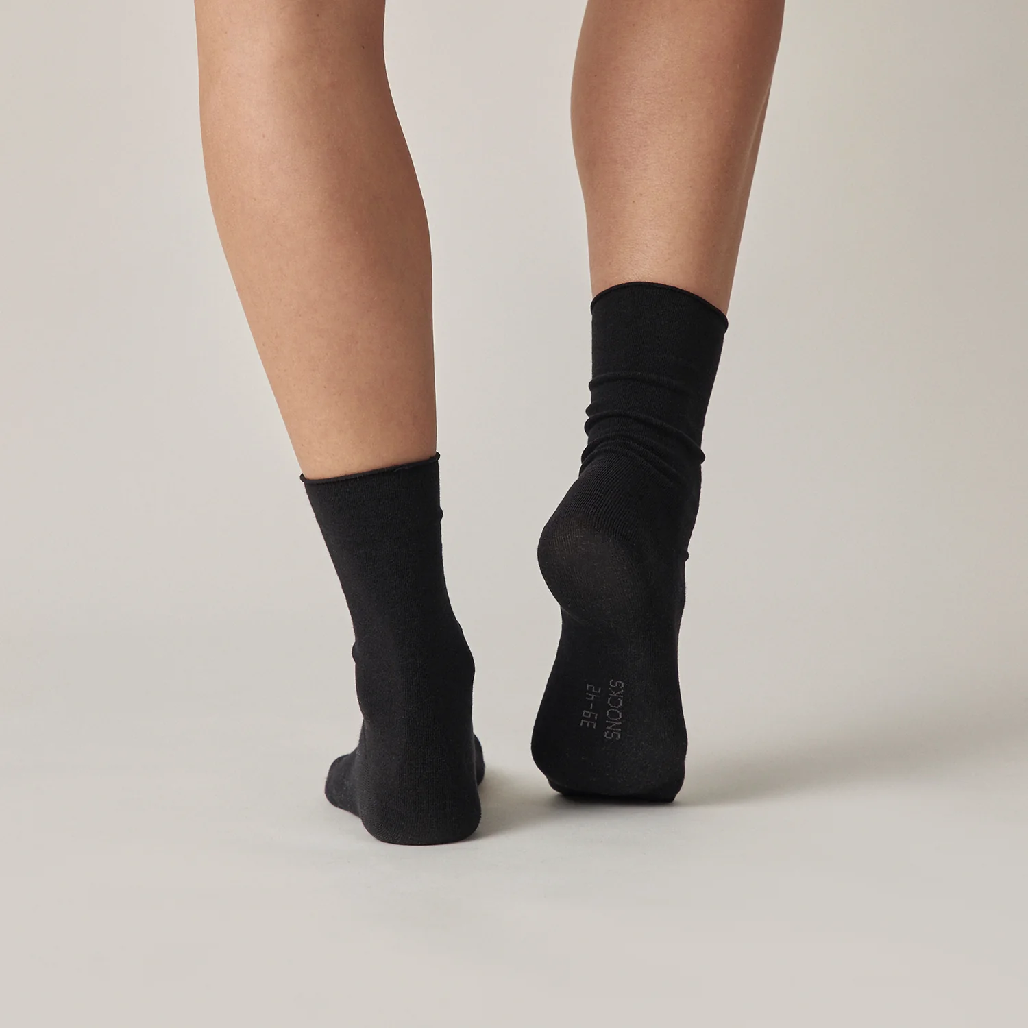 Klassische Damen Socken | Schwarz - Image 6