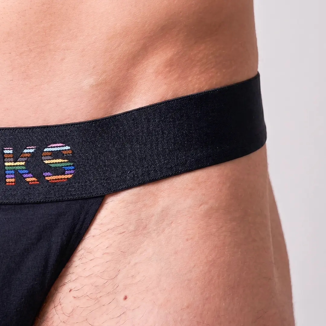 Männer Tanga Pride | Schwarz (Pride) - Image 6
