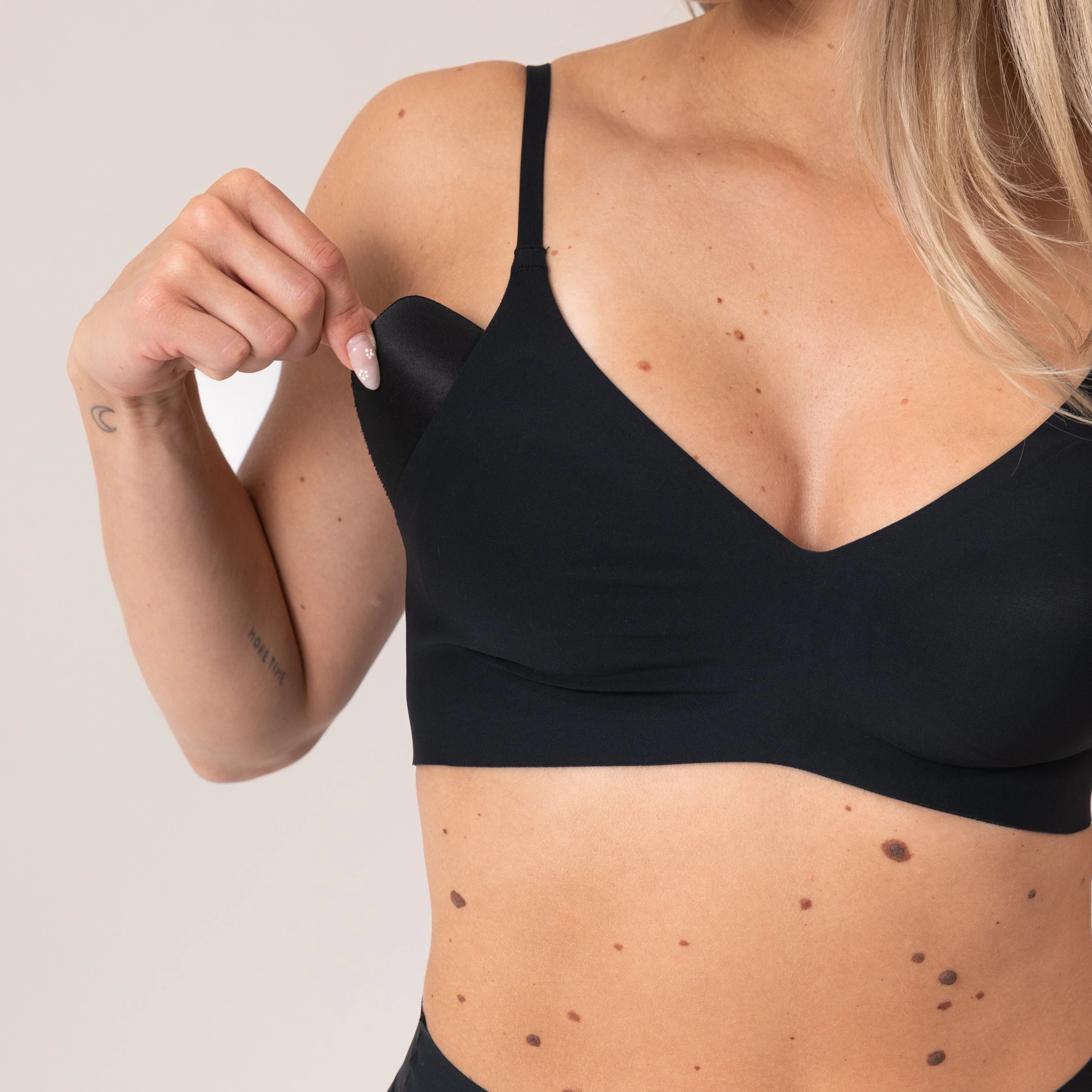 Microfiber Seamless Soft BH | Schwarz - Image 4